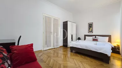 Francuska | 4zida.rs