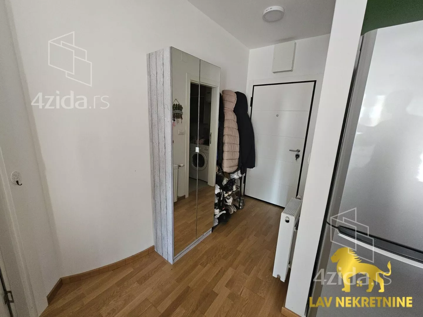 Jednoiposoban stan | 4zida