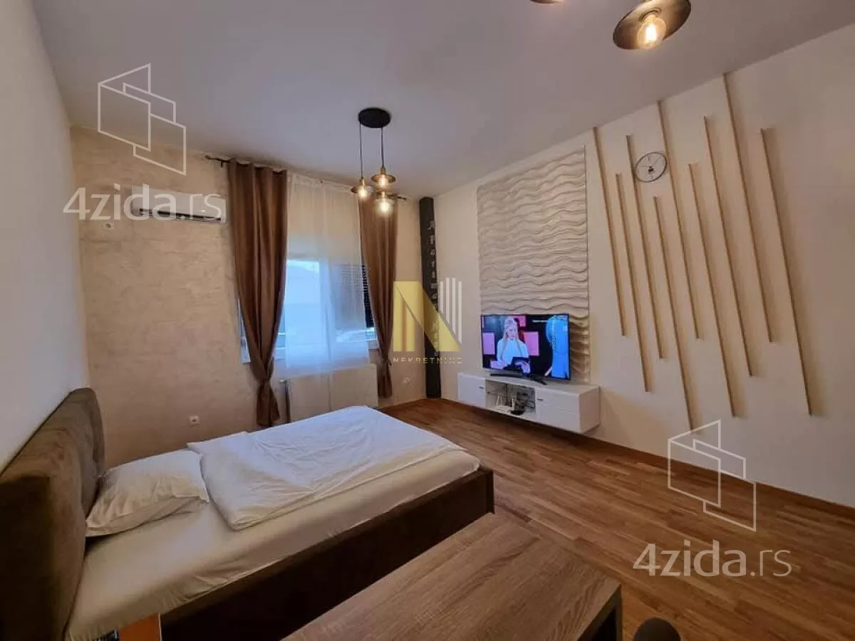 Garsonjera | 4zida