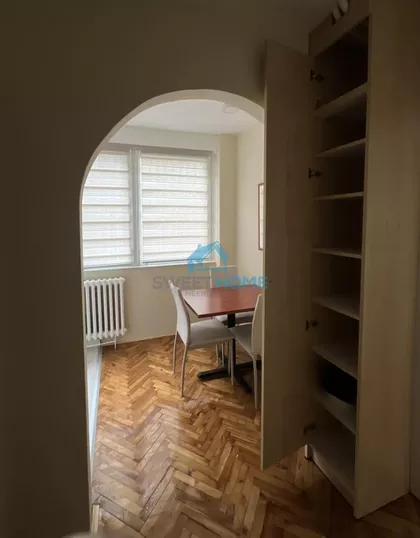 Ustanička | 4zida.rs