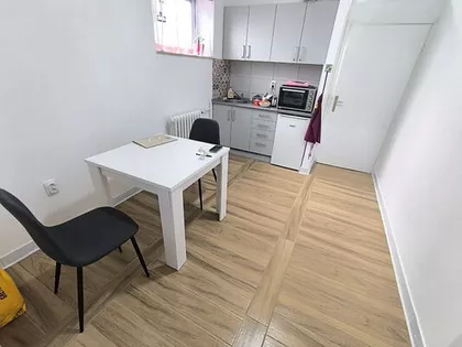 Zrenjanin, Žitni trg | 4zida.rs