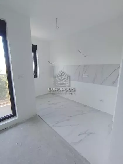 Prvomajska | 4zida.rs