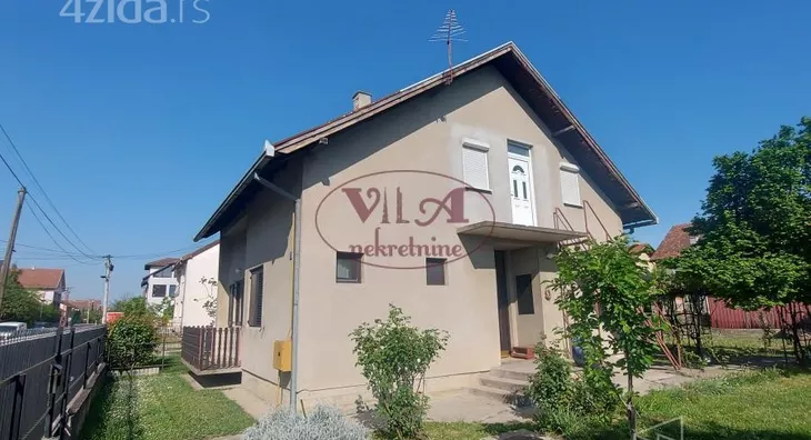Kuća | 4zida