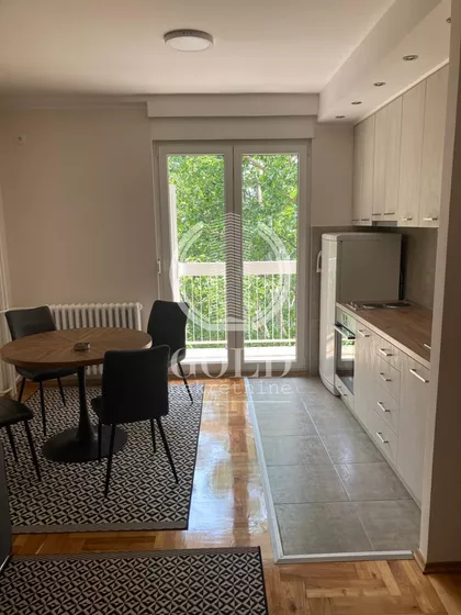 Bulevar Cara Lazara | 4zida.rs