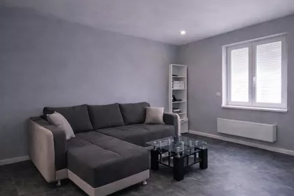 Nemanjina 20 | 4zida.rs