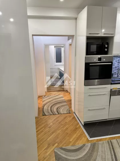 Vojvode Mišića | 4zida.rs