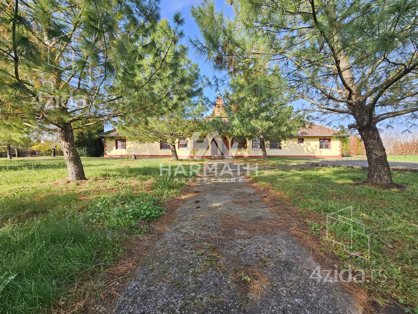 Poslovna zgrada | 4zida