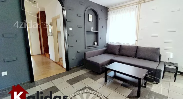 Četvoroiposoban stan | 4zida