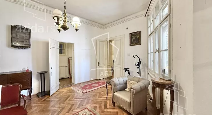 Četvoroiposoban stan | 4zida