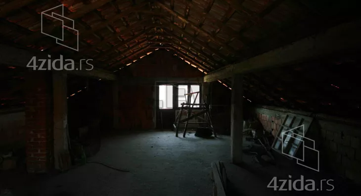 3-etažna kuća | 4zida