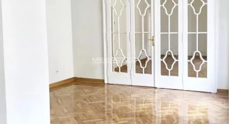 Petoiposoban stan | 4zida