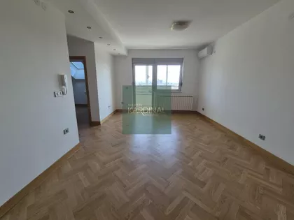 Vašarište | 4zida.rs