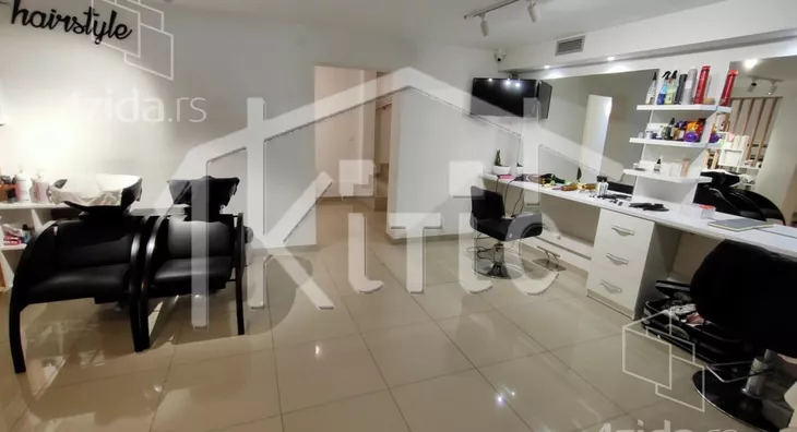 Poslovni prostor | 4zida