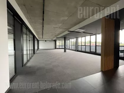 DEDINJE BELI DVOR | 4zida.rs