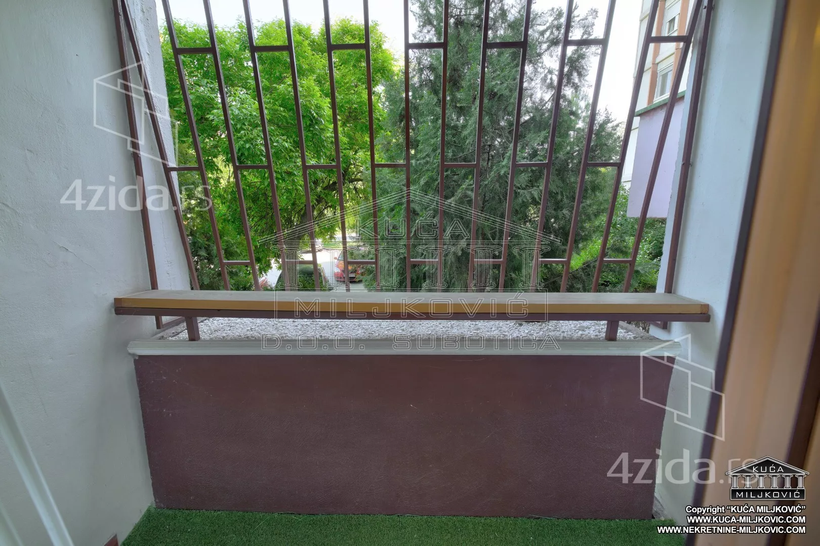 Dvoiposoban stan | 4zida