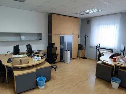 Trg Marije Trandafil 7a | 4zida.rs