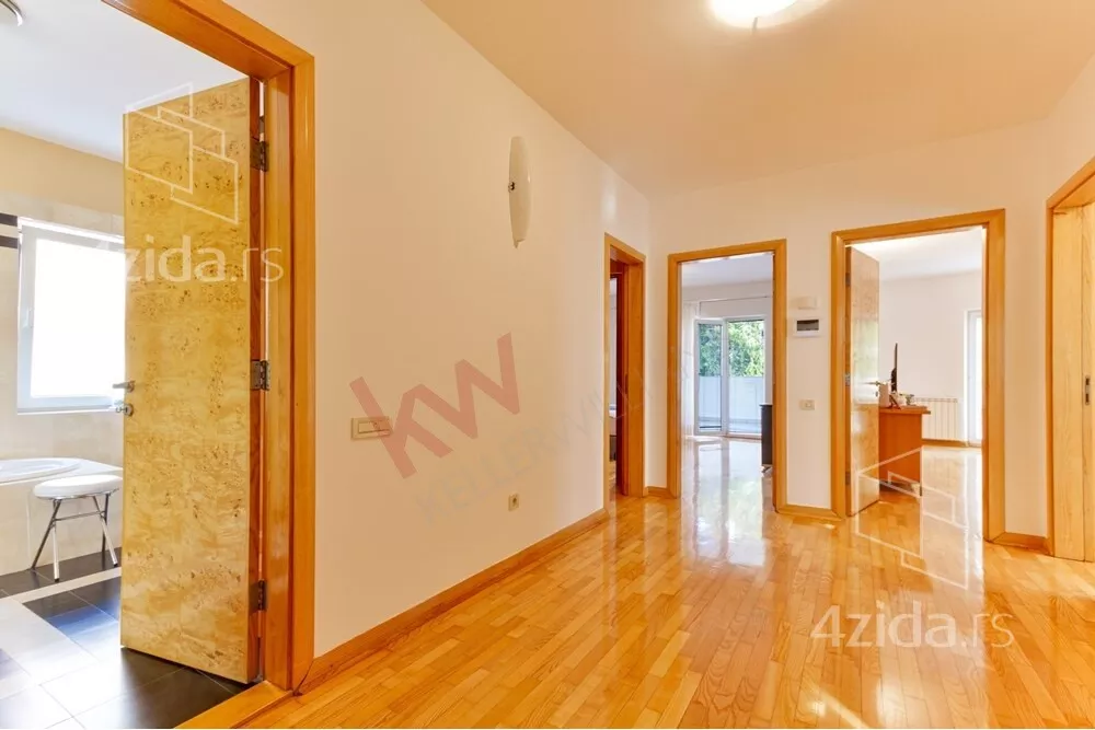 4-etažna kuća | 4zida