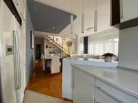 Šestosoban stan | 4zida