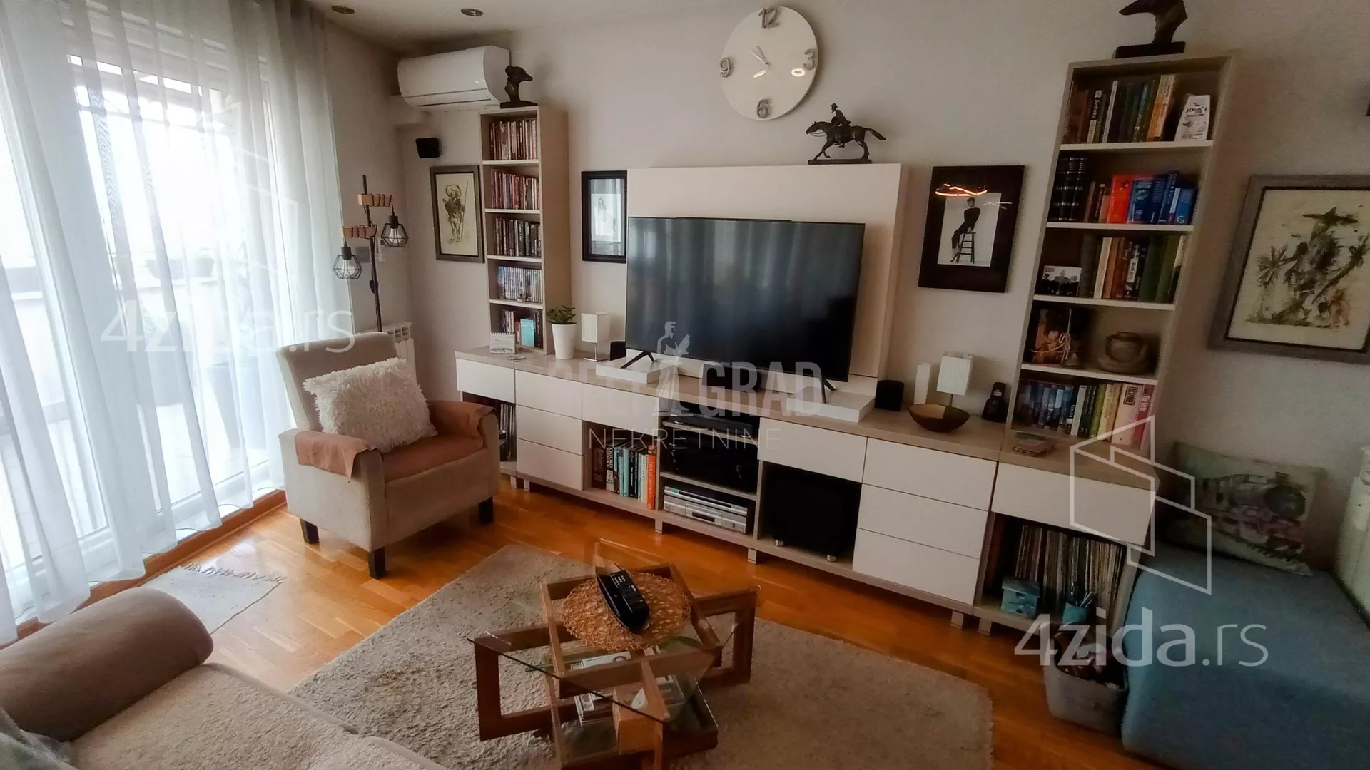 Trosoban stan | 4zida