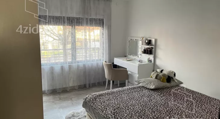 4-etažna kuća | 4zida