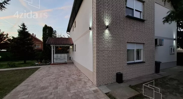 3-etažna kuća | 4zida