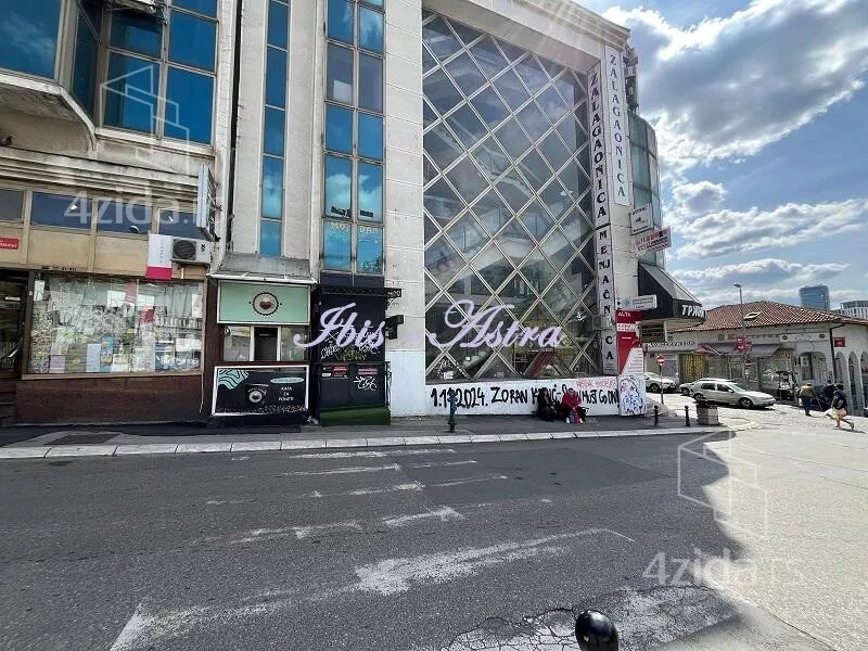 Lokal | 4zida