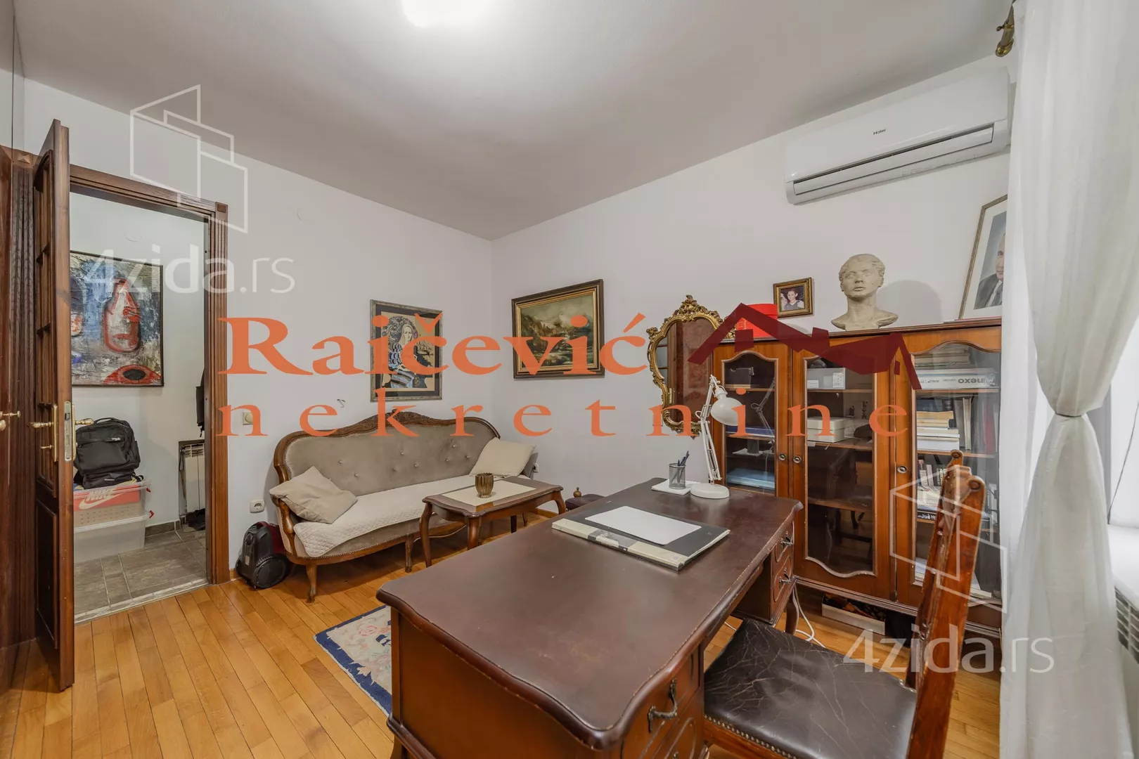 Petosoban stan | 4zida