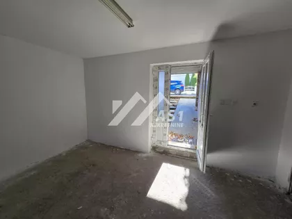 Profesora Grčića | 4zida.rs