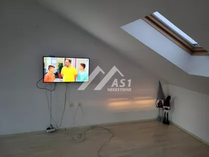 Vase Ostojića | 4zida.rs