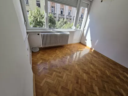 Zmaj Jovina | 4zida.rs