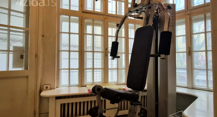 Šestosoban stan | 4zida