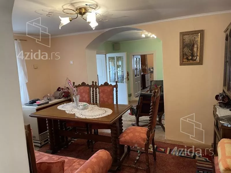 Kuća | 4zida