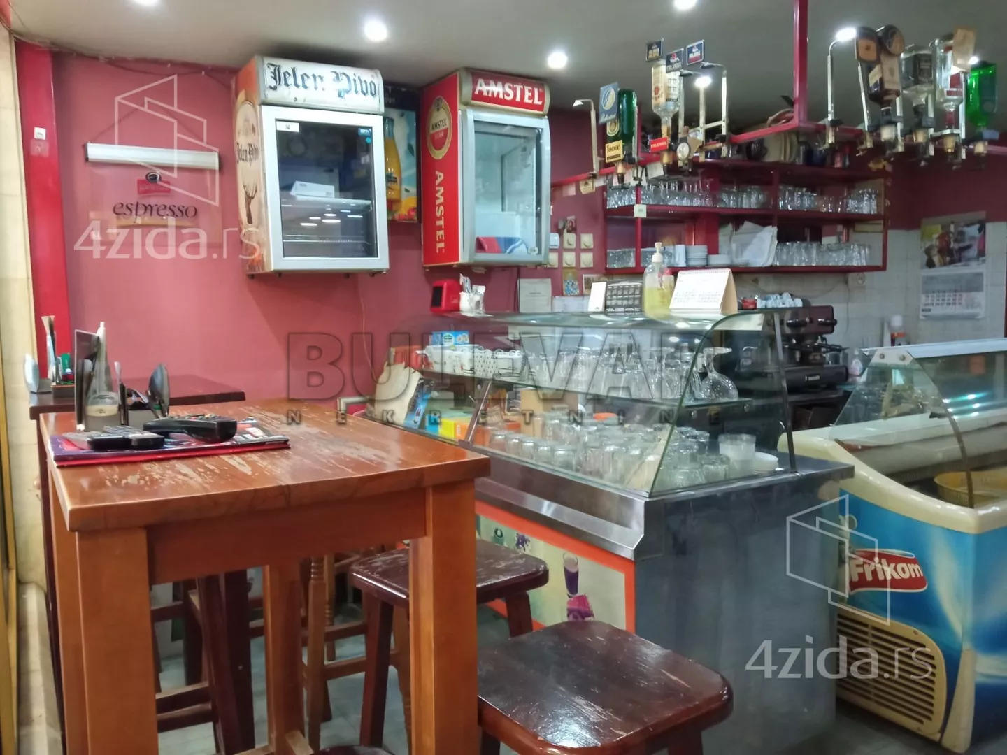 Lokal | 4zida