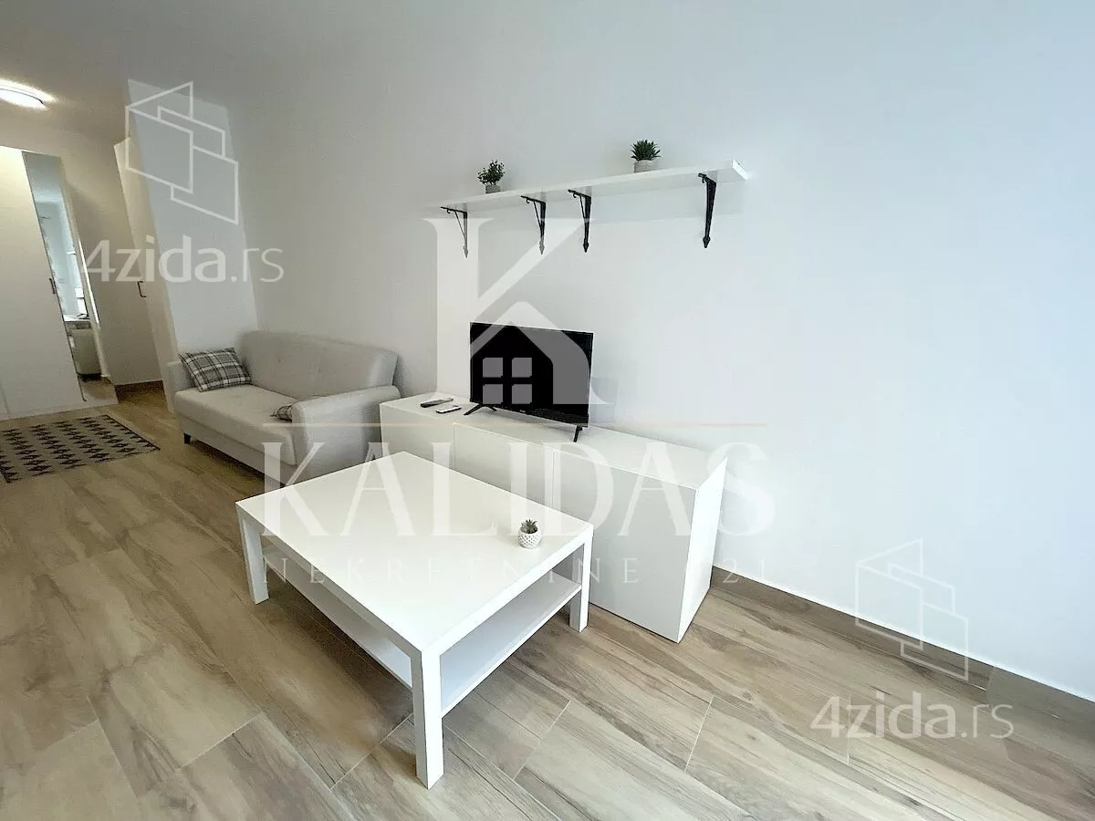 Garsonjera | 4zida