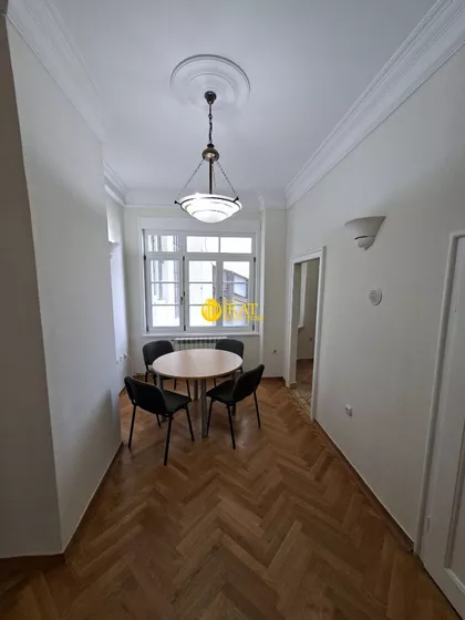 Pariska | 4zida.rs