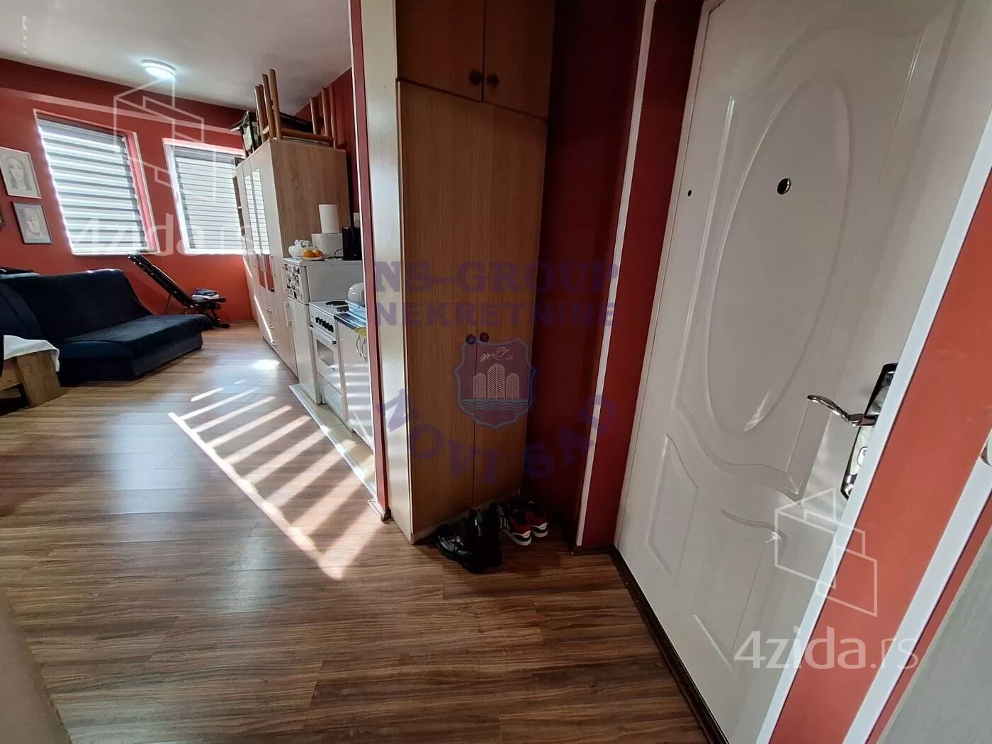 Jednoiposoban stan | 4zida