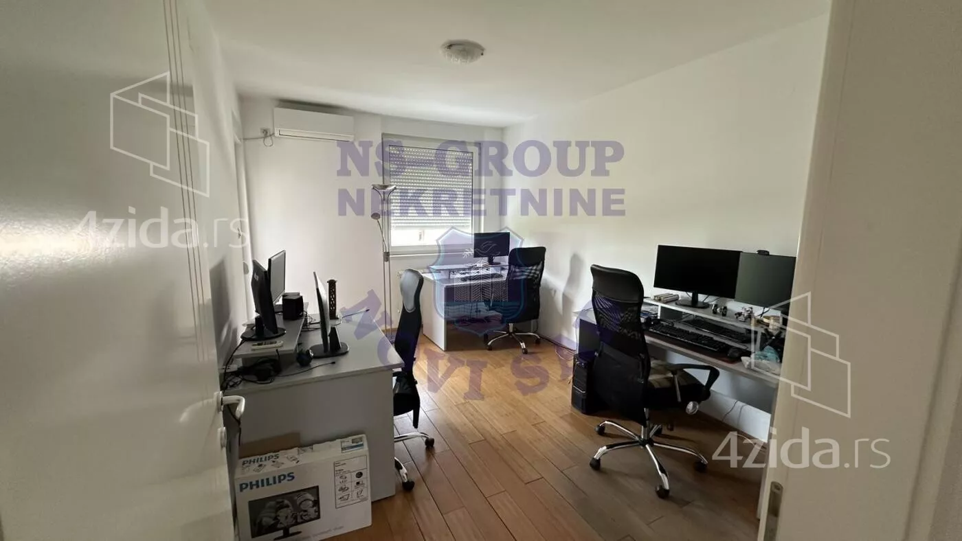 Četvoroiposoban stan | 4zida