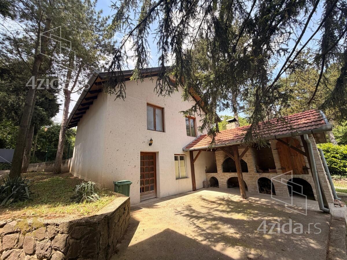 House in Stari Ledinci, Južnobački upravni okrug - More