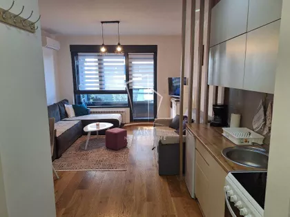 Venizelosova | 4zida.rs