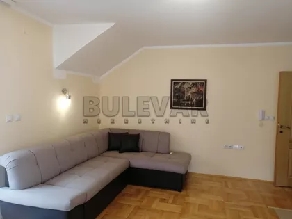 Momčila Milovanovića | 4zida.rs