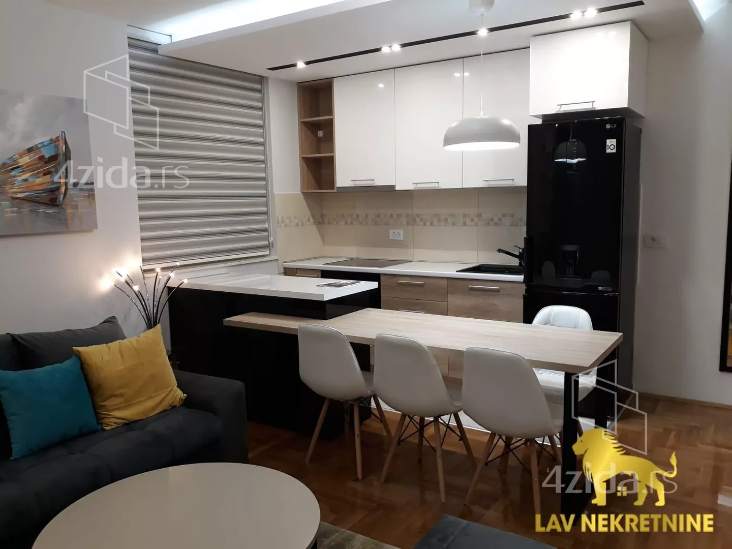 Dvoiposoban stan | 4zida