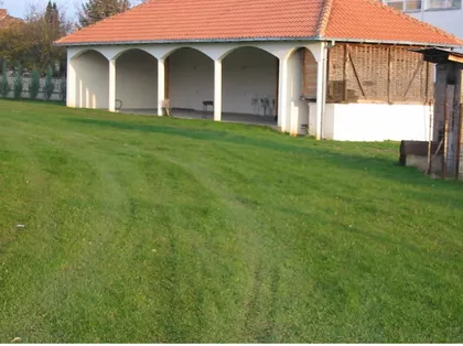 Stevana Sinđelića 76 | 4zida.rs