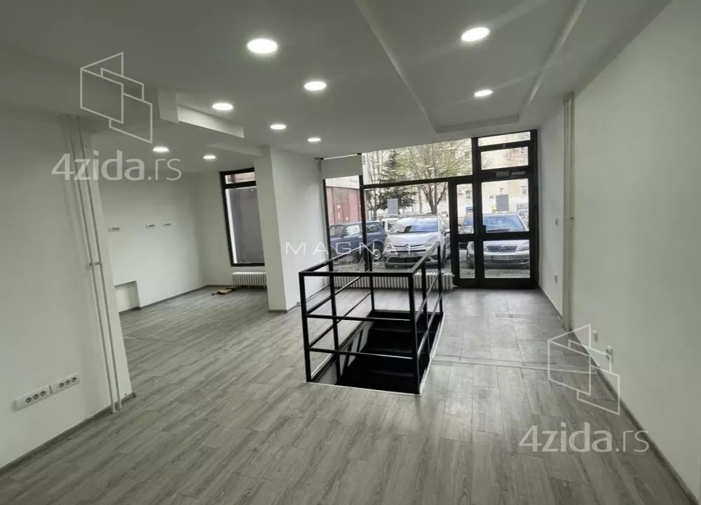 Lokal | 4zida