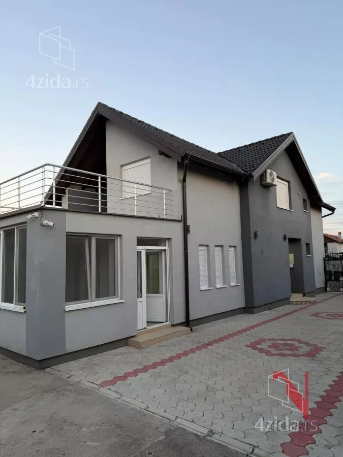 Kuća | 4zida