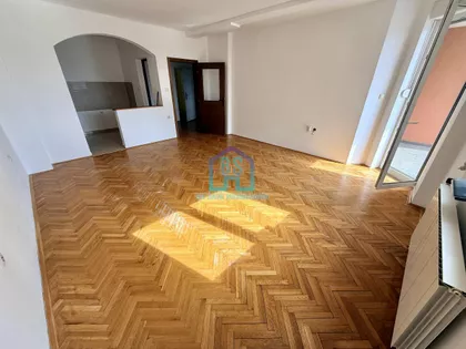 Novo Naselje | 4zida.rs