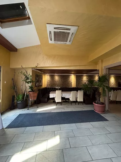 Darinke Radović | 4zida.rs