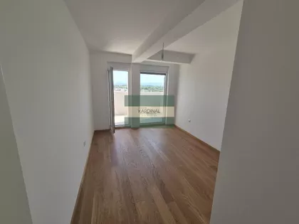 Sarina Međa | 4zida.rs