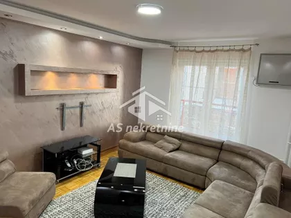 Bežanijska kosa 3 | 4zida.rs