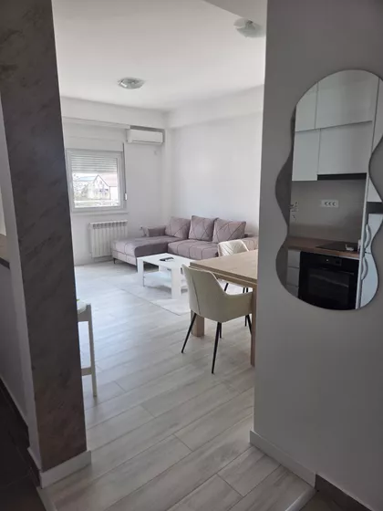 Bratstva I Jedinstva 89 | 4zida.rs