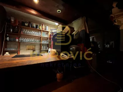 Autokomanda | 4zida.rs
